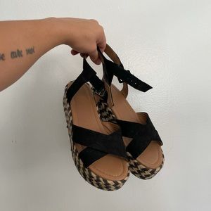 Platform UO Sandals